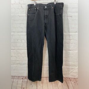 Levi’s 501 Mens Black Wash Size 38x32 Straight Leg Button Fly 5 Pocket Jeans